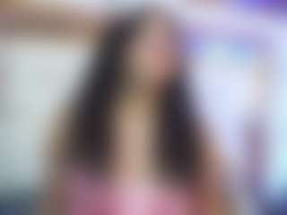 innocenthazel's Live Sex Cam Show