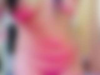 innocenthazel's Live Sex Cam Show