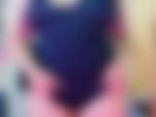 innocenthazel's Live Sex Cam Show