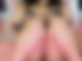 Live cam show with innocenthazel - Granny on Camsoda