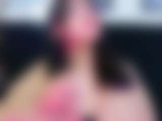 innocenthazel's Live Sex Cam Show