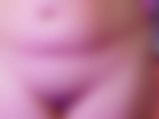innocenthazel's Live Sex Cam Show