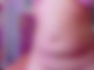 innocenthazel's Live Sex Cam Show