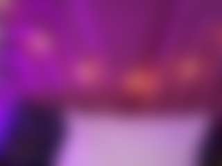 Live cam show with innocenthazel - Amateur Mature on Camsoda