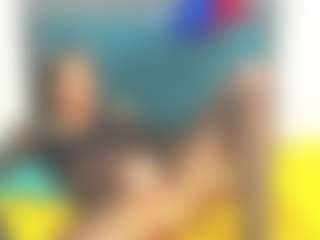 Spettacolo in cam dal vivo con Akemy - Anal Toys su Camsoda