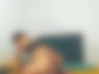 Live cam show with Akemy - Brown Eyes on MyBangCams