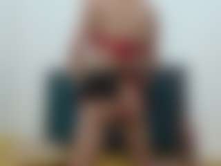 Live cam show with Akemy - Brown Eyes on fuck-show.com