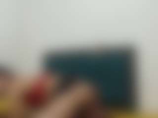Live cam show with Akemy - Black Hair on Camsoda