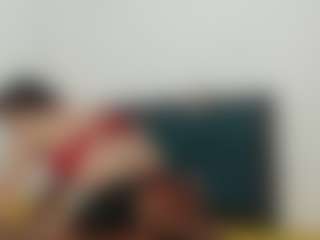 Show de cam sexual en vivo de Akemy