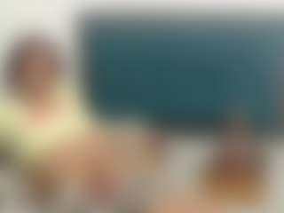 Show de cam en vivo con Akemy - Tease en Camsoda