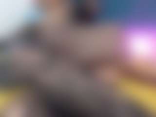 Live cam show with Akemy - White on x69.live | colombia