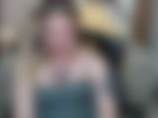 Live cam show with PAULASMALLTITS - Petite on Camsoda