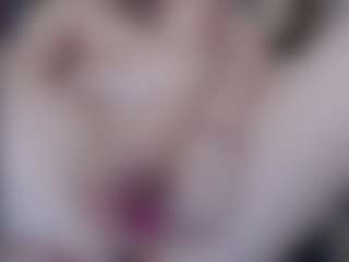 Live cam show with PAULASMALLTITS - Brown Hair on nudelive.tv