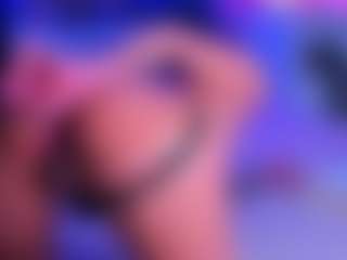 Live cam show with SashaSkyX - Moaning on UwU Esports