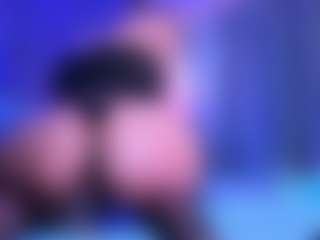 Live cam show with SashaSkyX - Green Eyes on Camsoda