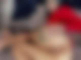 Live cam show with Yul Demon - Nipple Piercings on Gym Cam Girls