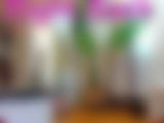 Live cam show with Bella-Posh - Riding on TottyGirls