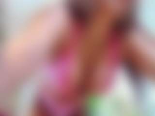 Live cam show with Bella-Posh - Cumslut on 1on1-livenow