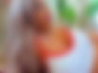 Live cam show with Bella-Posh - Kisses on Free Soda