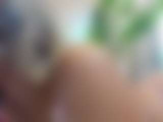 Bella-Posh's Live Sex Cam Show