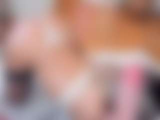 Live cam show with Bella-Posh - Joi on studioflirtlive.com
