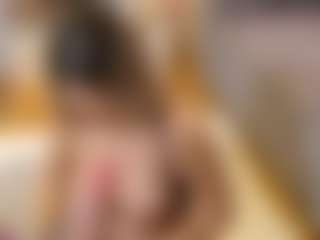 Live cam show with Bella-Posh - Masturbate Brown Hair on Camsoda