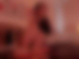 Live cam show with Anah - Camel Toe on Camsoda