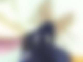 Live cam show with SofiacandyXht - Drinking on Soda Cam