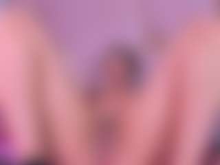 Pokaz na żywo z SofiacandyXht - Moaning na Camsoda