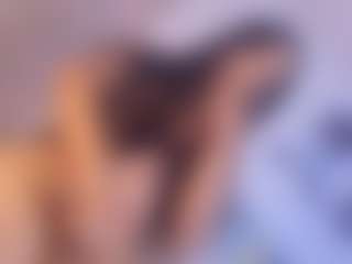 Live cam show with Sophie Luxe - No Drinking on livesuperchat.net