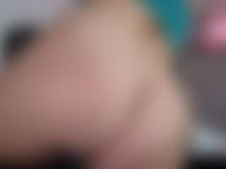 Live cam show with KoraLynn777 - Girlnextdoor on live18s.com