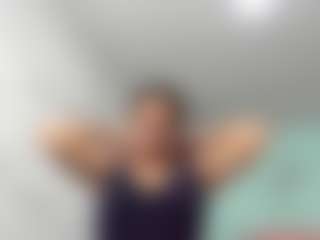 Live cam show with maylin-horny19 - Upskirt on sexylive.show