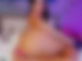 Live cam show with ashly-hills - BBW on Camming Site