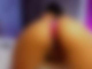 ashly-hills's Live Sex Cam Show