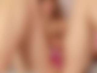 Live cam show with eva-miller7 - Hazel Eyes on Fapmatic.com