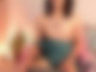 Live cam show with VictoriaBlackfire - Smoking on dropp.cam