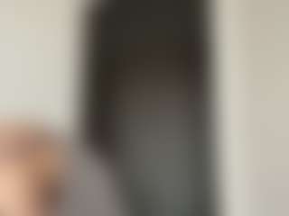 Live cam show with Thea - Mouth on fuck-show.com