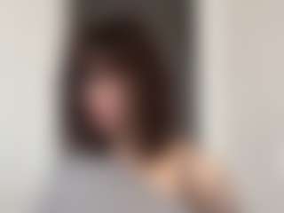 Live cam show with Thea - Brown Hair on Instabang