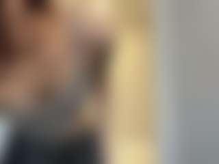Live cam show with Thea - Vibe on Camsoda