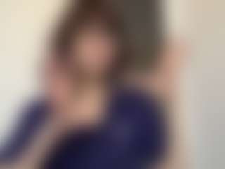Live cam show with Thea - Belly on CamClone