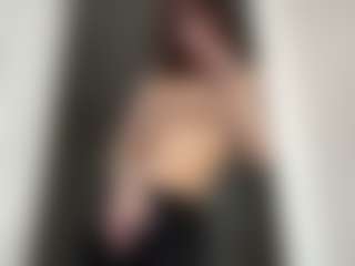 Live cam show with Thea - Lovely on xxxlivecams.org