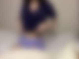 Live cam show with Thea - Brown Hair on Gym Cam Girls