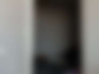 Live cam show with Thea - Toes on StripNow