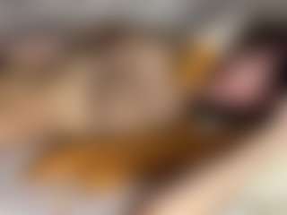 Live cam show with Thea - Brown Hair on AdultVida.com