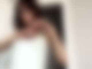 Live cam show with Thea - Brown Hair on Dolls Live