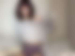 Live cam show with Thea - Gamer Brown Hair on Dolls Live