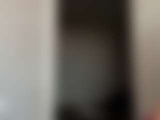Live cam show with Thea - Belly on Milf Play