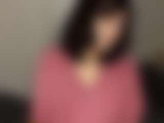Live cam show with Thea - Gamer Brown Hair on UwU Esports