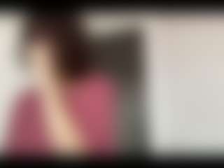 Live cam show with Thea - Mouth on livesuperchat.net