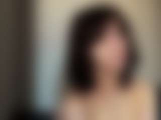Live cam show with Thea - Mouth on liverealitysex.com